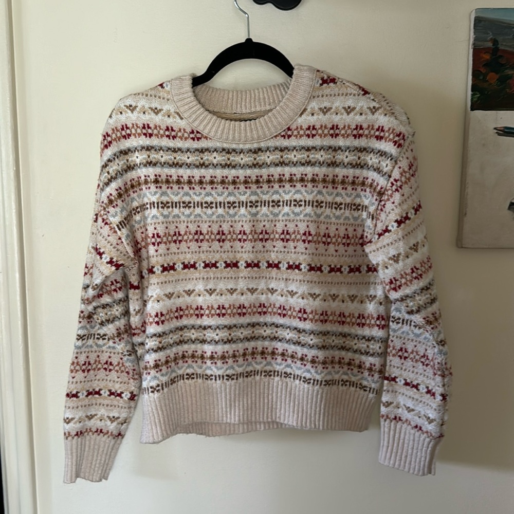American Eagle Crew Neck Sweater